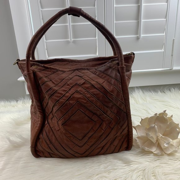 Lost & Found Benecio Diamond Pattern Leather Tote - Picture 2 of 8
